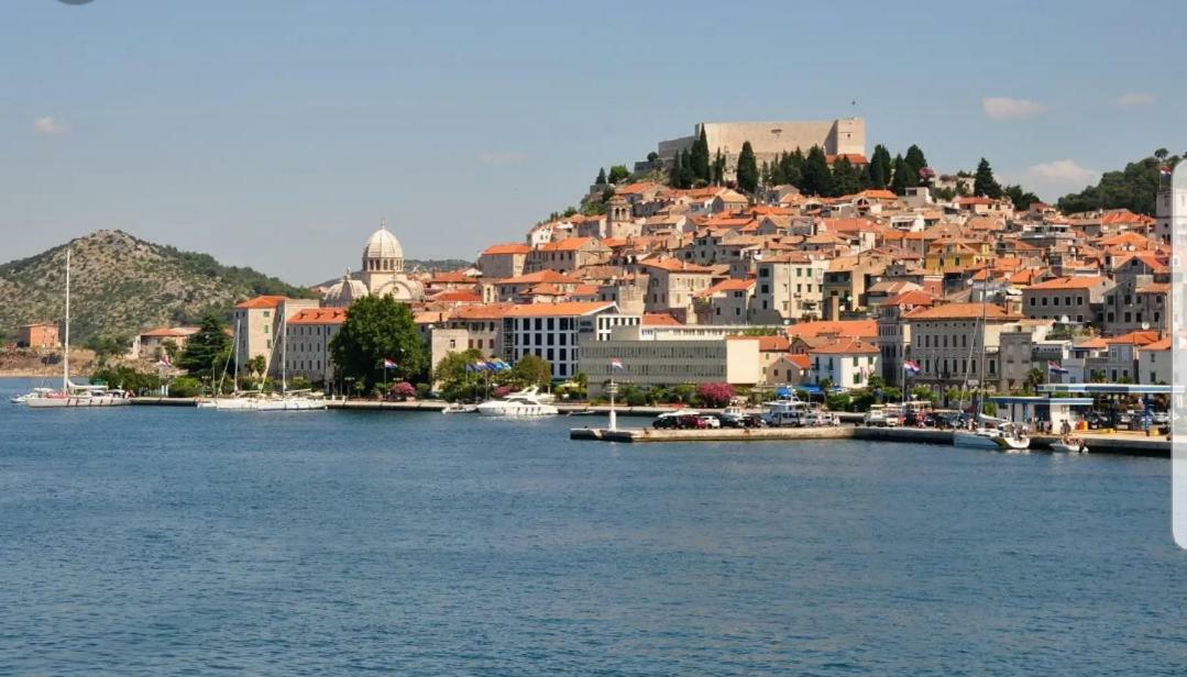 Lucia Apartment Sibenik Exterior photo